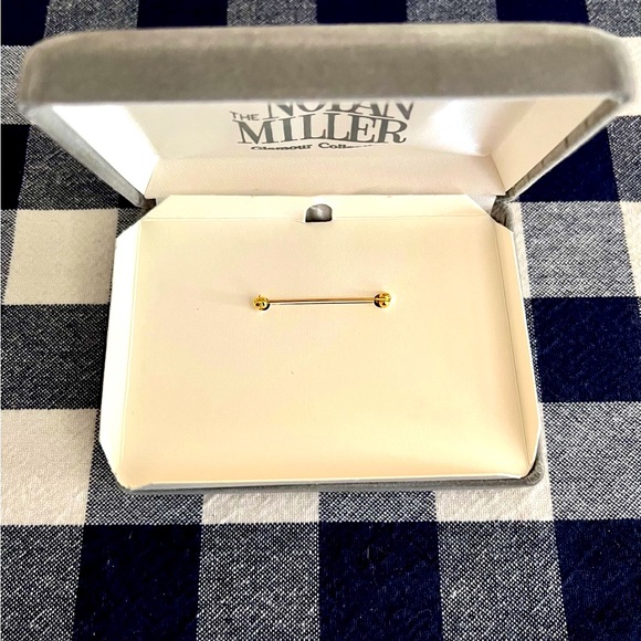 NWT Vintage Nolan Miller Pansy Flower Brooch & Clip-on Earrings - Picture 4 of 6